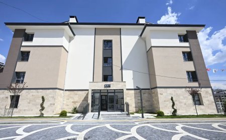 TOKİ'nin 20 bin konutluk projesinde örnek daire tanıtıldı
