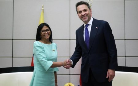 Masada iki kritik konu var! Bakan Bayraktar, Venezuela geçici Devlet Başkanı Rodriguez ile görüştü