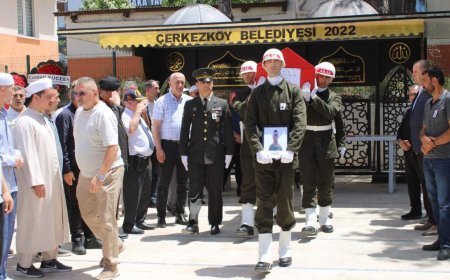 Rahatsızlık sonucu yaşamını yitiren er, askeri törenle uğurlandı