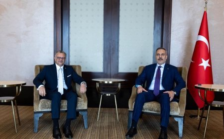 Dışişleri Bakanı Hakan Fidan, ABD Başkanı Trump'ın Arap ve Afrika İşlerinden Sorumlu Kıdemli Danışmanı Boulos'u kabul etti