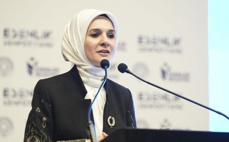 Bakan Göktaş: Aile değerlerini kaybeden Türkiye'nin sorunlarıyla hepimiz mücadele edeceğiz