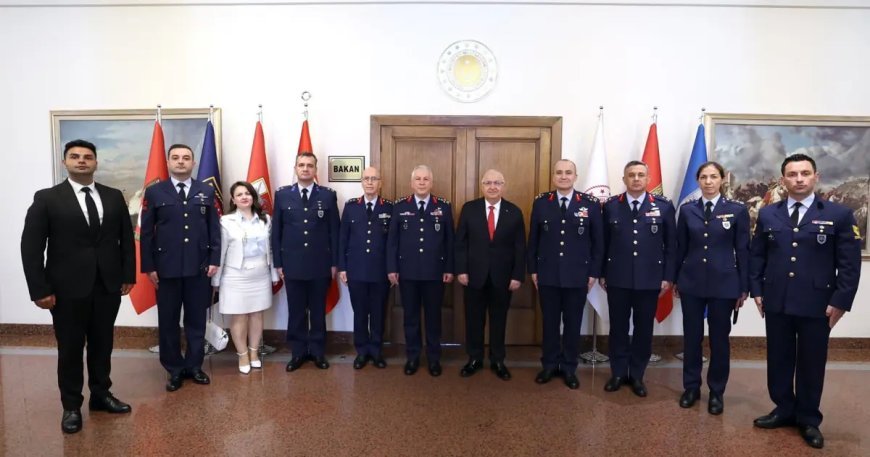 Bakan Güler, Hava Kuvvetleri Komutanı Kadıoğlu'nu kabul etti