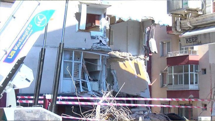Güngören'de apartman yıkımı kabusa döndü! Bir anda çöktü, 2 bina tahliye edildi