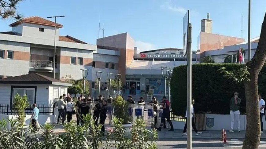 Silivri Belediyesine usulsüzlük soruşturması! Belediye Başkanı dahil 10 kişi tutuklandı