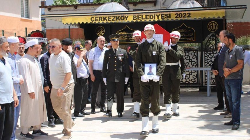 Rahatsızlık sonucu yaşamını yitiren er, askeri törenle uğurlandı